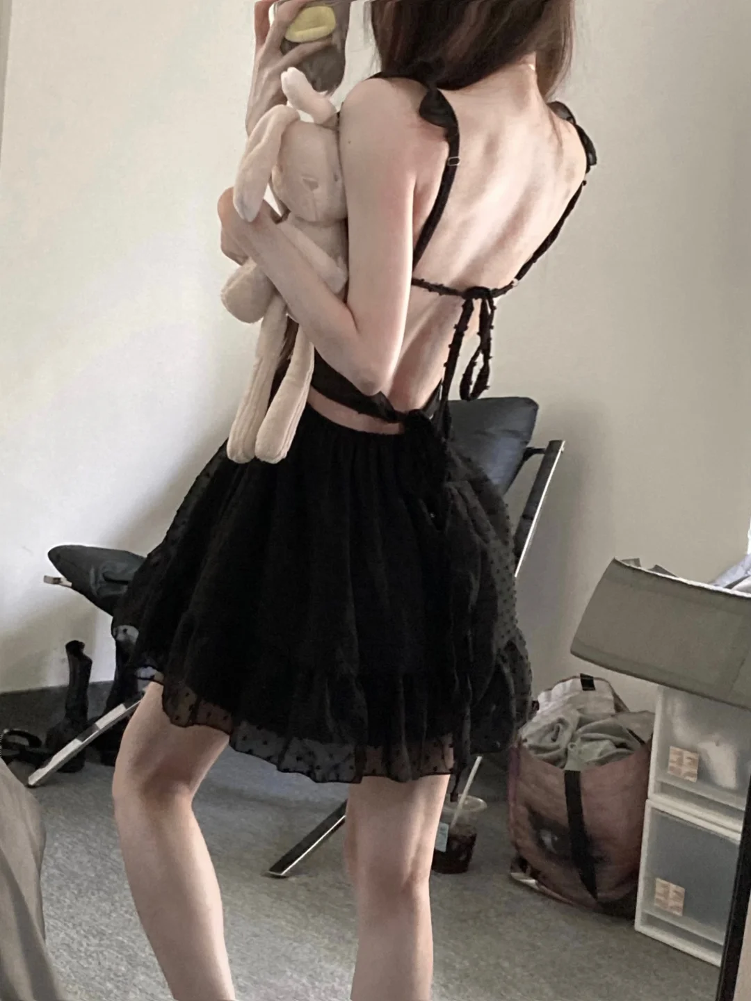 可盐可甜的乖乖露背裙🦥🦥