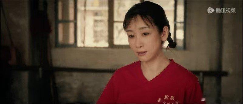 秦海璐台词没脏字但难听 花彩香骂人像拆盲盒——你永远不知道下一句多精彩。不吐脏字
