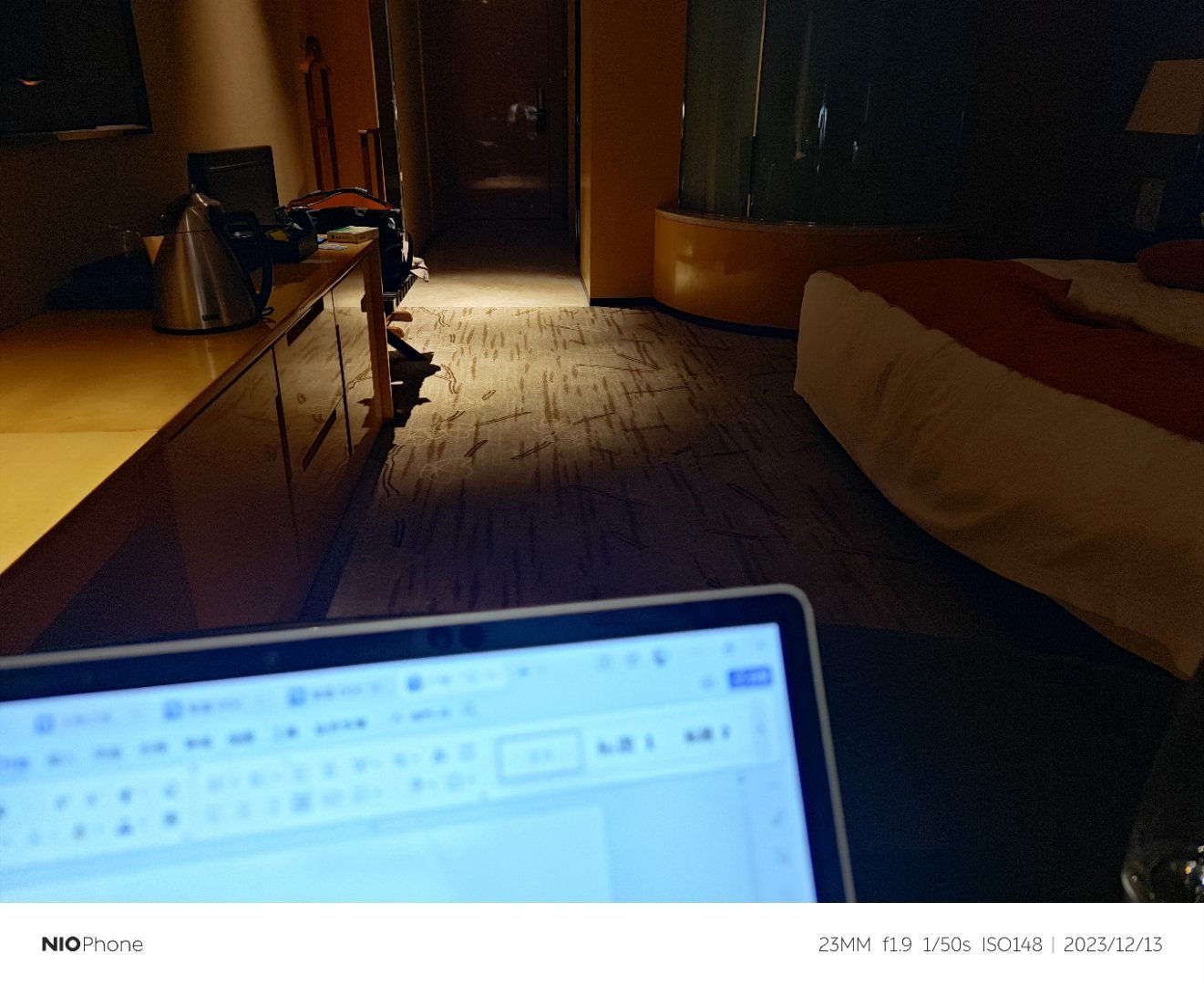 睡不着，就不要浪费时间了，起来干活吧…… ​​​