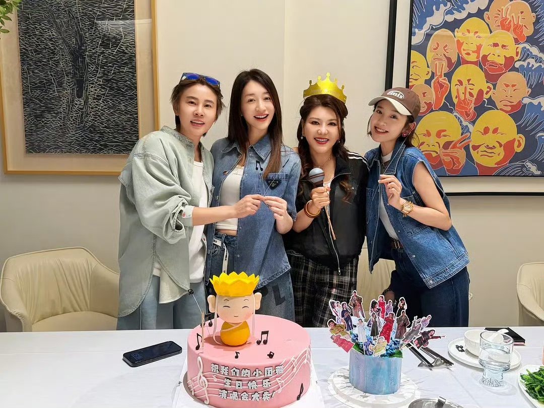 乌兰图雅生日蛋糕是唐僧乌兰图雅带濛主吃唐僧“带濛主吃唐僧” ​​​