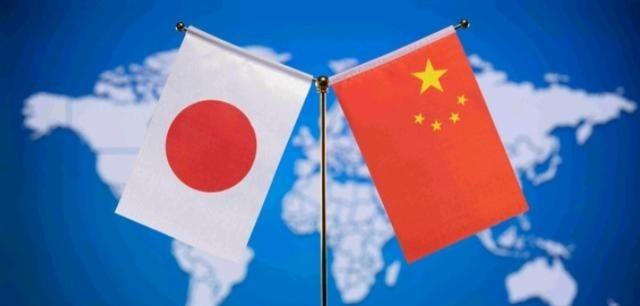 日本方面终于与中方官员举行了会晤！日本共同社引述消息人士称，日本跨党派的“日中友