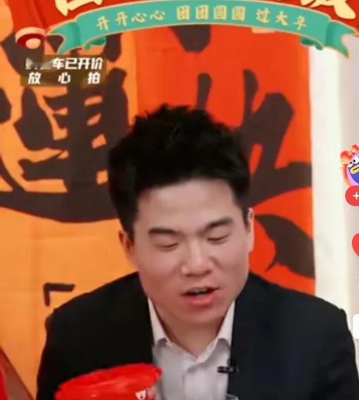 厉害了，董宇辉在直播间硬刚商家，暴露了行业规则。
董宇辉在卖货时，说有商家联系他
