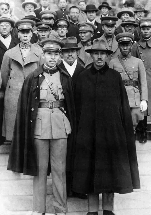 【西安事变后张学良被蒋扣押，中共为什么不为释张大造舆论呢？】
1936年12月西