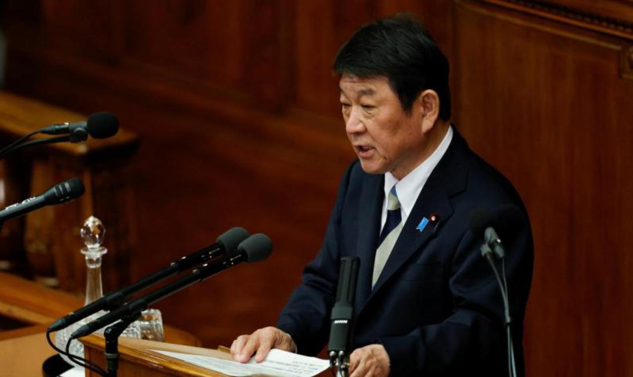 没能见到王外长，日方竟自导自演编排了几出外交大戏。
 
根据相关媒体7月24日报