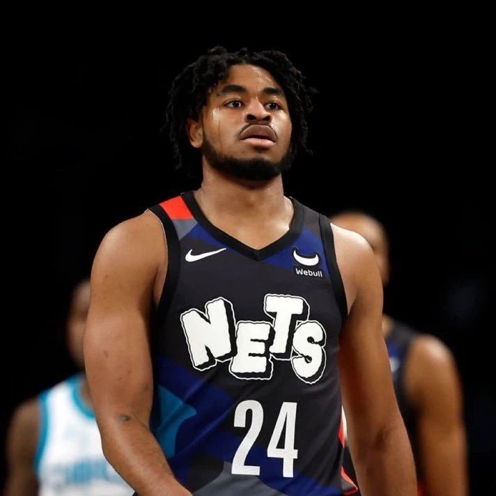 JakeLFischer：托马斯认为自己是 NBA 中最优秀的得分手之一，他希望