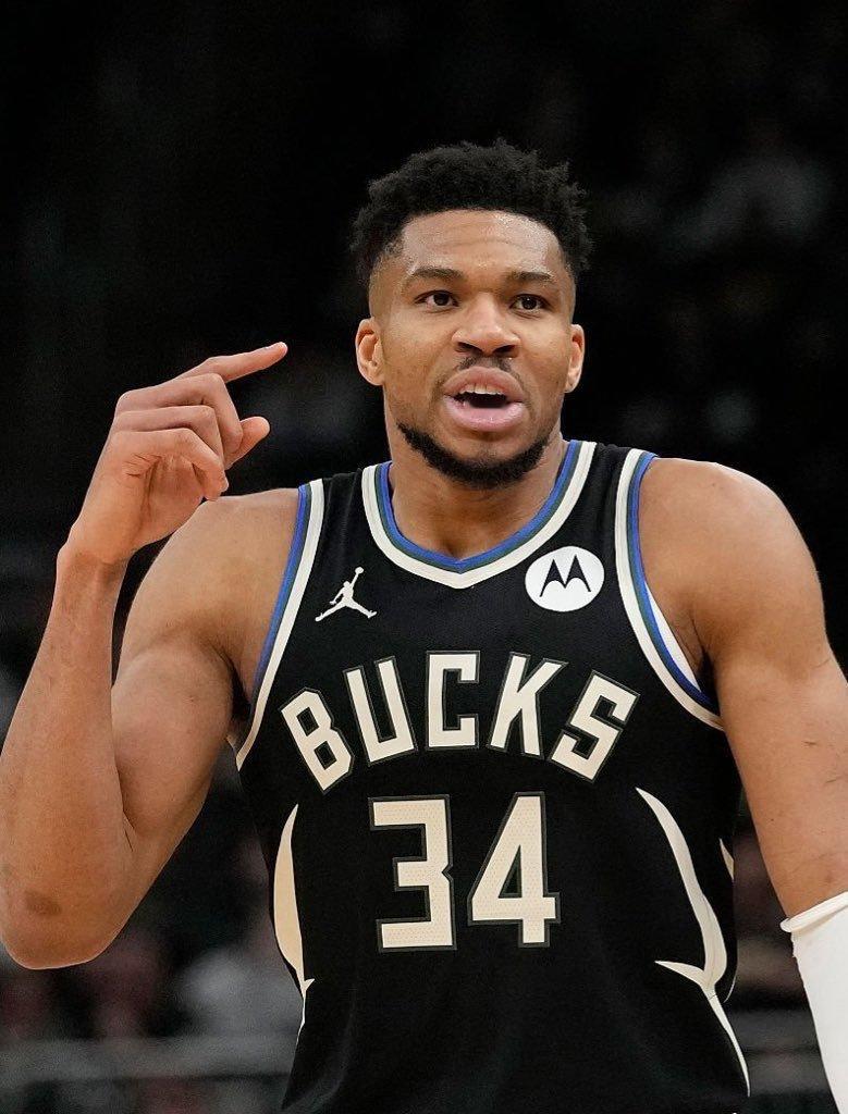 Stein：字母哥没有兴趣加盟开拓者。 “目前霍勒迪仍为开拓者阵中一员，正如本栏