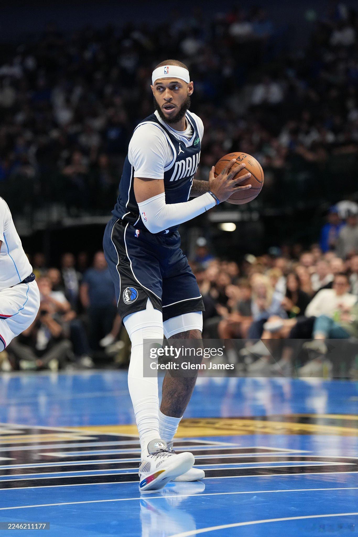 基德在赛后接受采访。“健康问题是我们的一大难题，有人打一场休一场，复出后还受出场