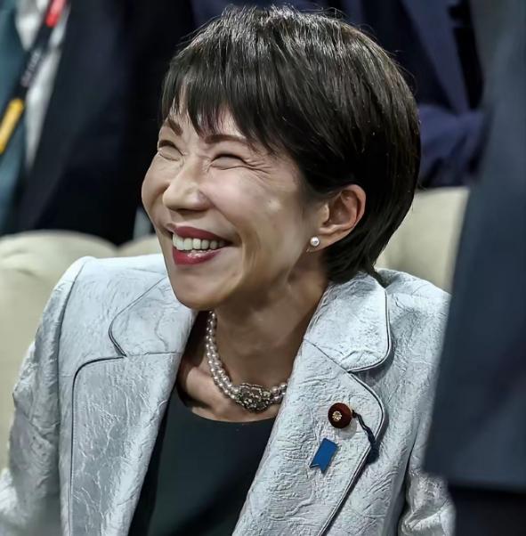 日本防卫白皮书没加码对华表述，这比嘴上强硬更值得看。

6月3日，日本公布首份防