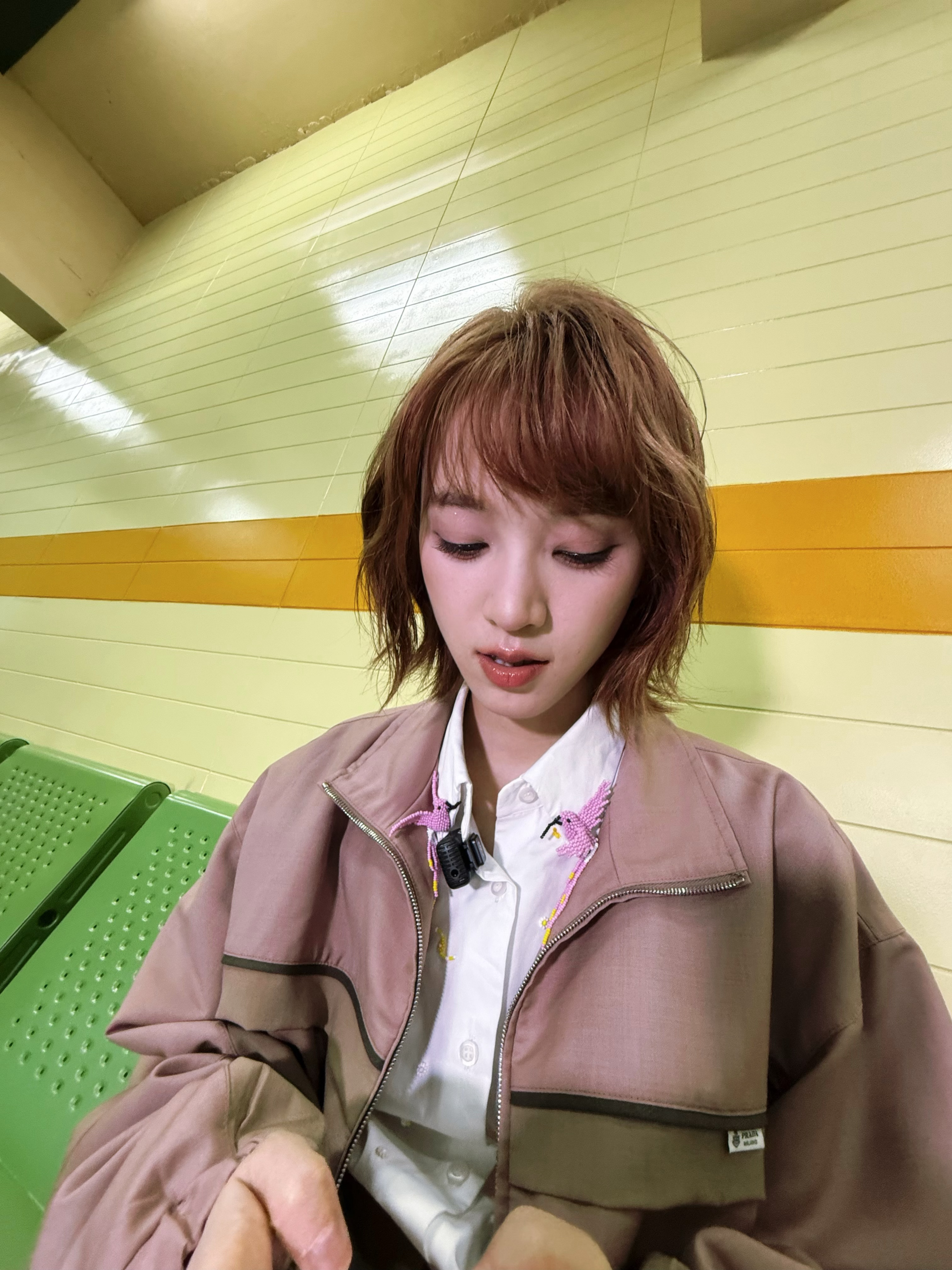 黄灿灿  来点花絮图 