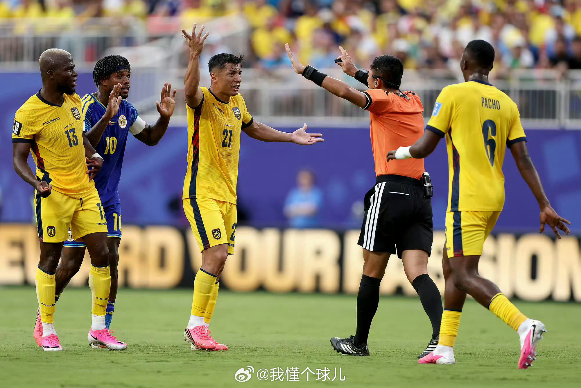 鲁姆15扑救封神！库拉索0-0逼平厄瓜多尔斩获队史世界杯首分，德国提前锁定E组第