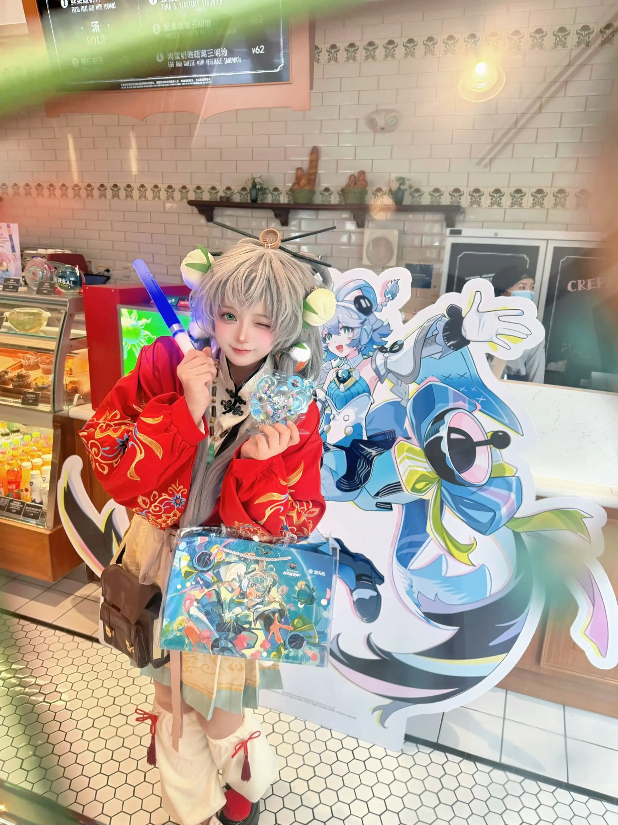 饿师傅品鉴中～请问图1中有几只小洛。十四周年快乐～