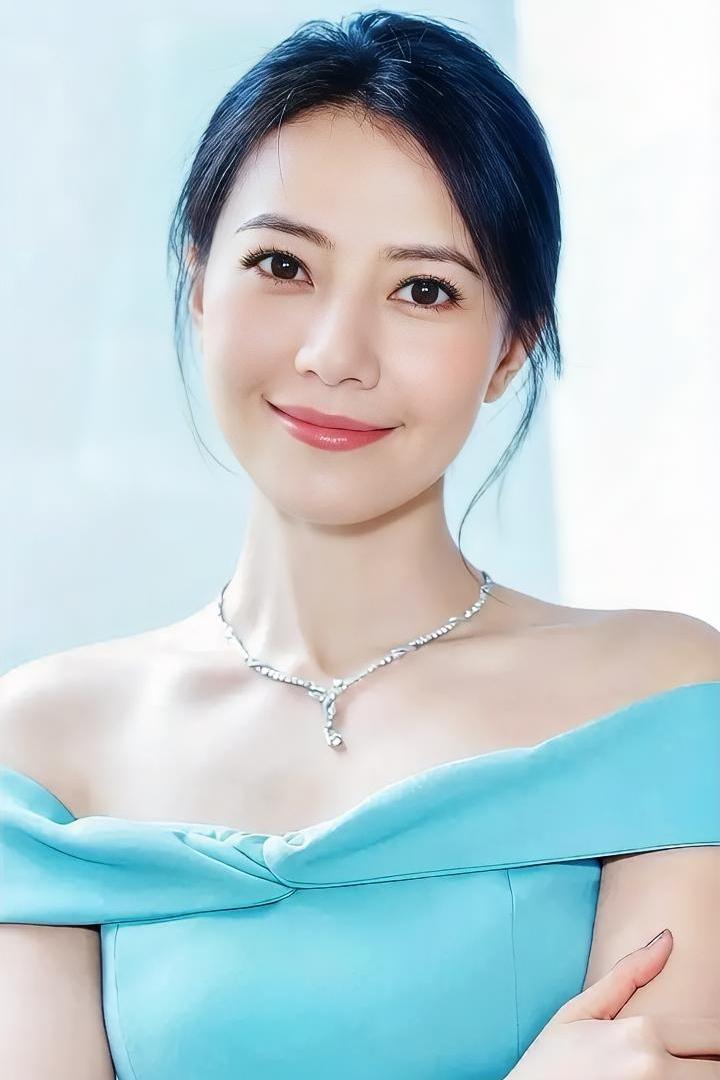 高圆圆说，我朋友之前说我找对象的标准太理想化了，天底下根本找不到那样好的男人，但