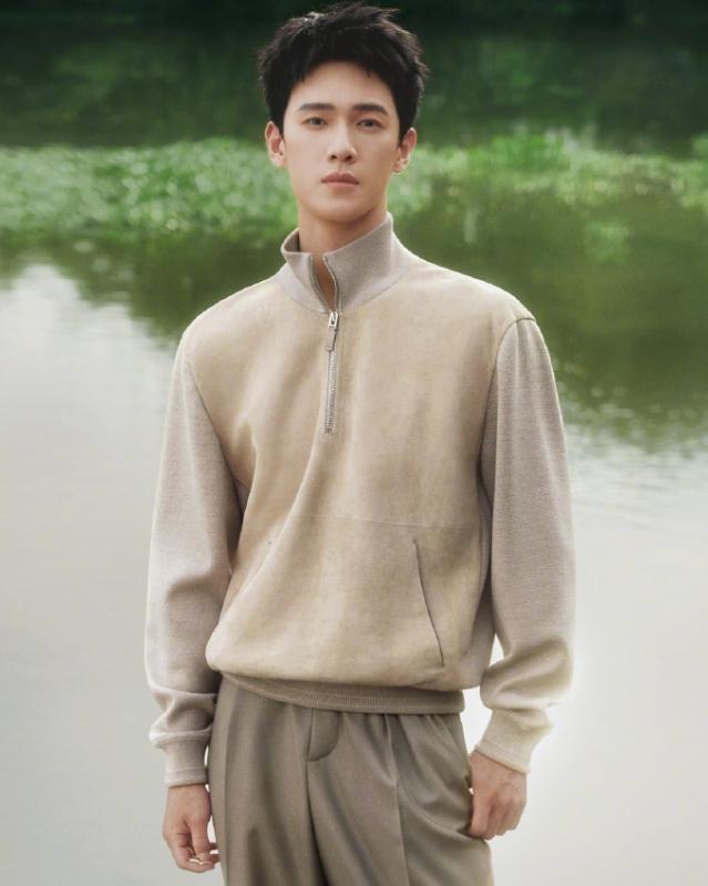 迪奥又添人了
李昀锐官宣迪奥品牌大使，考察期半年，终于拿到了title，他现在身