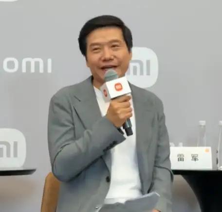 雷军计划未来5年至少投入2000亿研发，我觉得还是按原来5年1000亿的节奏比较
