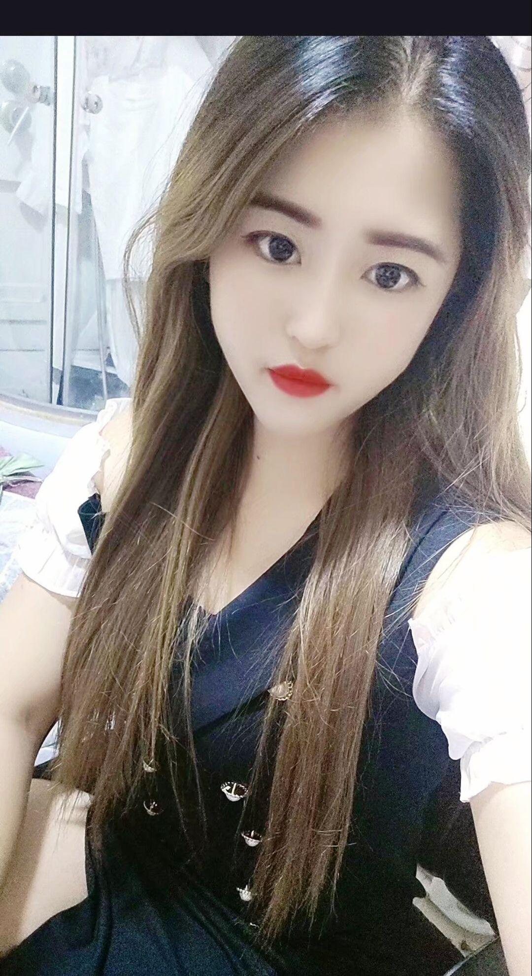 老歌只能重温，往事只能回味，时间在走，年龄在涨，当熟悉的旋律再响起，人...