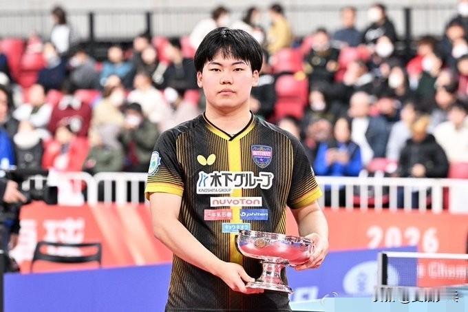 【日媒】松岛辉空：去年完全没想过能夺冠，但今年是抱着一定要夺冠的信念去比赛的。现