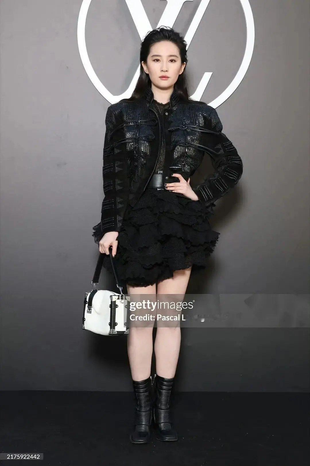 刘亦菲这么矮呢？ ​​​