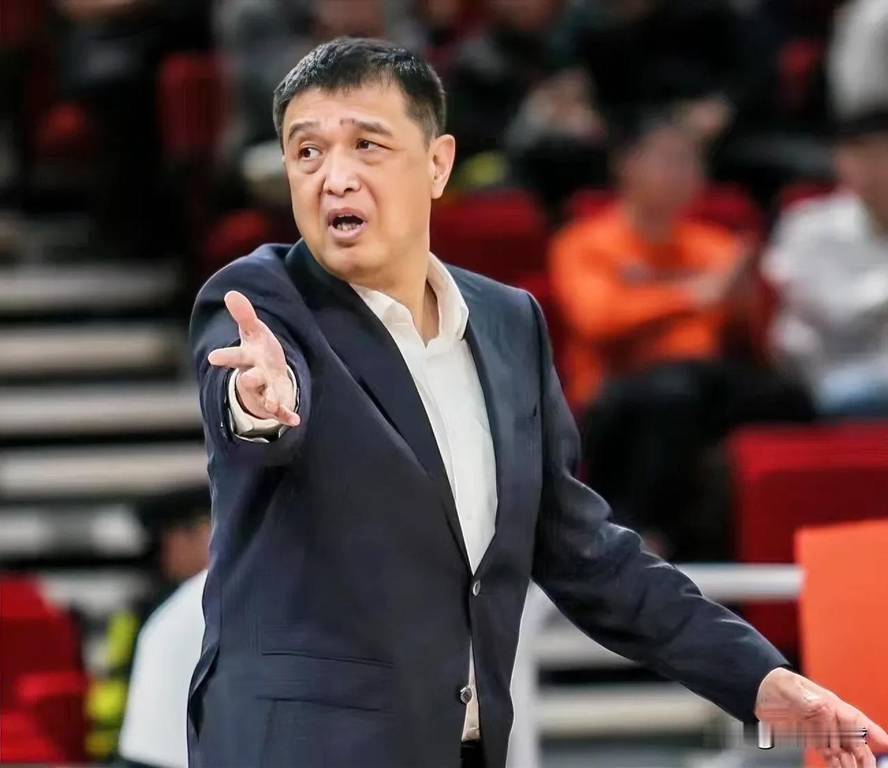 太遗憾了！北控102-106不敌深圳，闵鹿蕾批评这4人表现不合格！
1、刘晓宇状