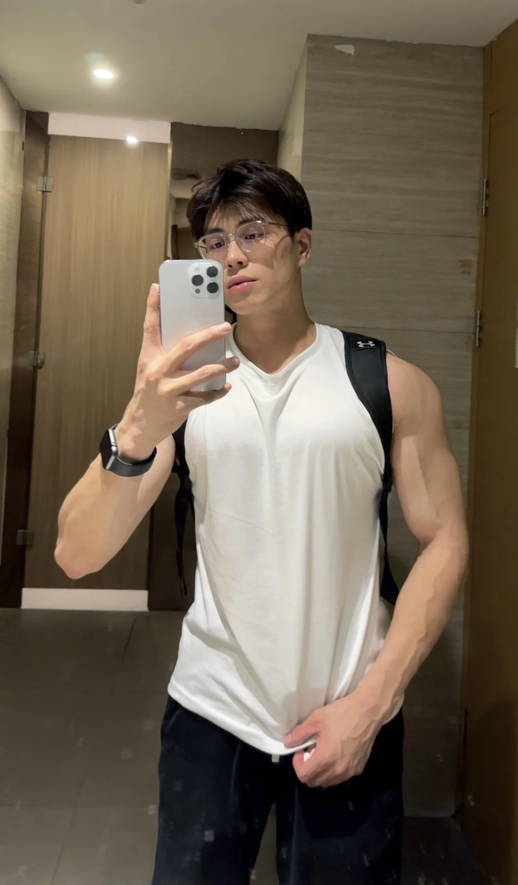 男大出门了