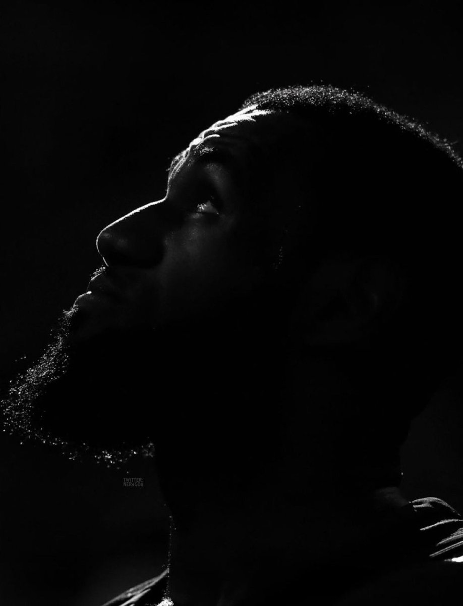 詹姆斯的职业生涯淘汰了76人、公牛、凯尔特人、灰熊、老鹰、热火、黄蜂、尼克斯、活