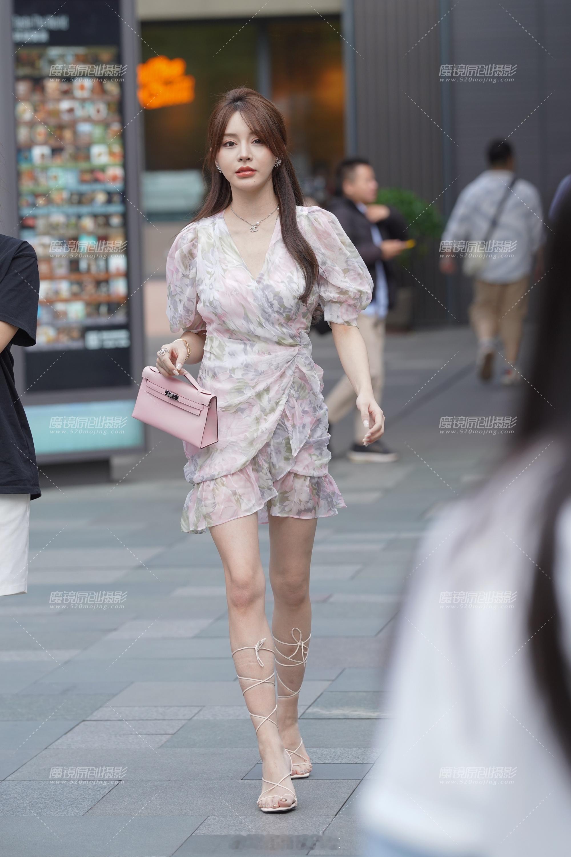 你的基础款是颜控还是品控这样的裙子是基础款还是品控？ ​​​