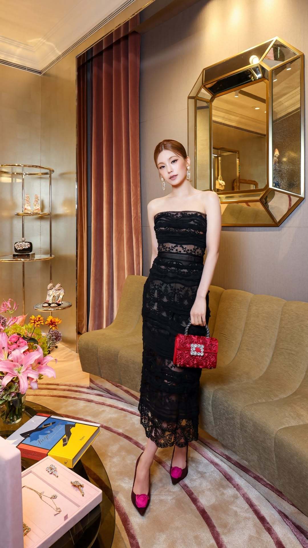 Roger Vivier ins&快拍更新RogerVivier全球品牌代言人黄