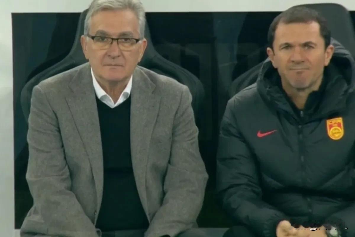 对于国足主场对阵泰国的生死战，前央视名嘴有话要说。
  世预赛国足战胜新加坡后，