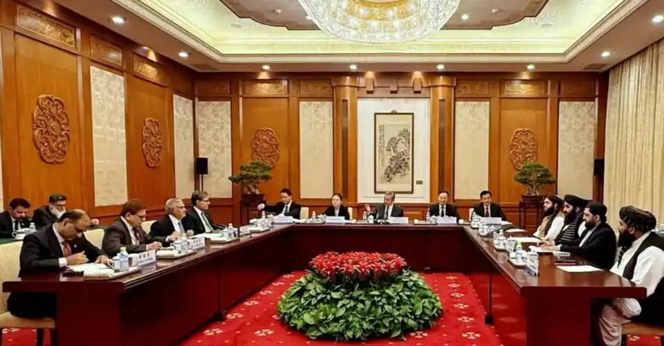 巴基斯坦对话中方寻求帮助！
 
局势已到失控边缘。3月31日，中巴高层在北京紧急