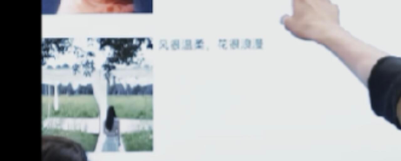 OMG周哥的这个朋友圈为什么不放出来！三刷了才看到，真的是在每一个缝隙里找糖吃。