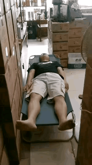 养生专家究竟是怎么睡的[捂脸][捂脸][捂脸]