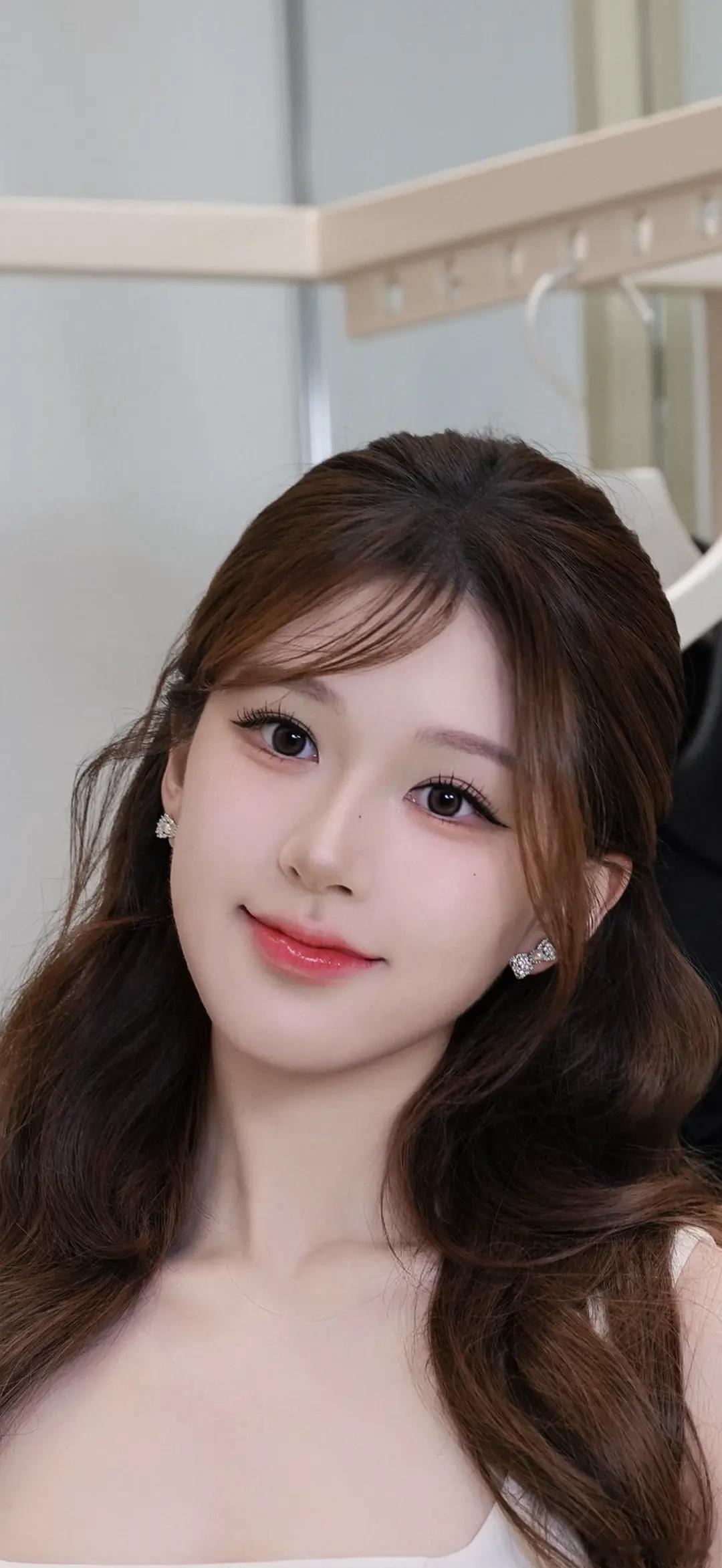 这么漂亮的人中真实存在吗？ 