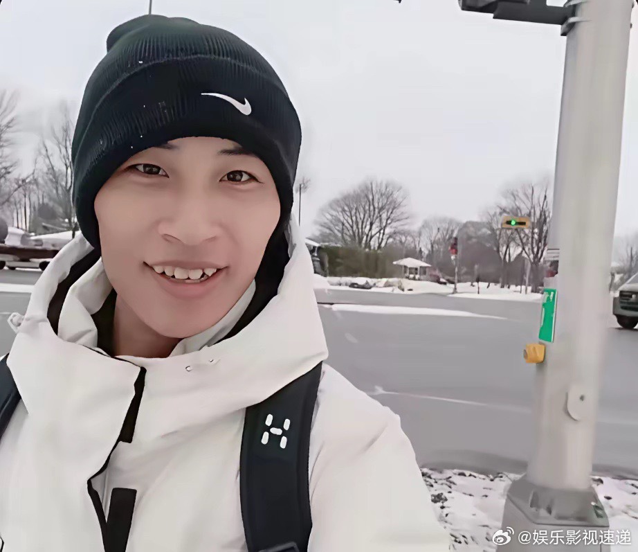 张云鹏并不想再读书了！他说了好几次想做旅游博主，想旅游并分享vlog！直播连线的