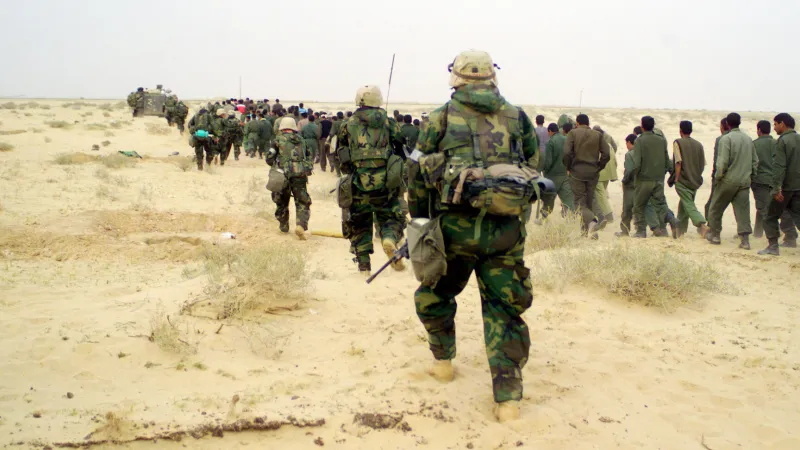 幂谈天下国际局势 政客新闻网：美国前盟友正准备“转向中国”政客新闻网写道，与伊朗