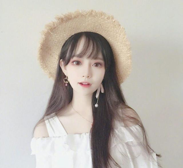 “ 心里的话  有人听就是温暖  郁闷的事  有人懂就是幸福 ” 