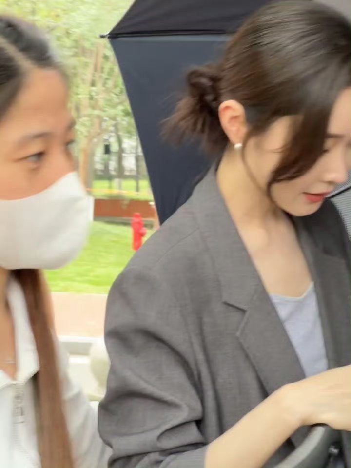 白敬亭大男主主义控制宋轶 ​​​