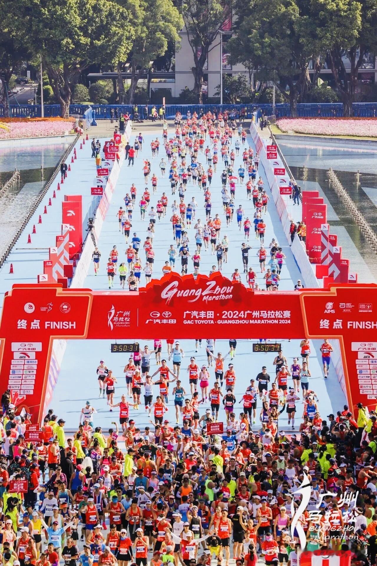 今天距离2026年12月20日的广州马拉松赛还有100天，也是今年广州马拉松赛报