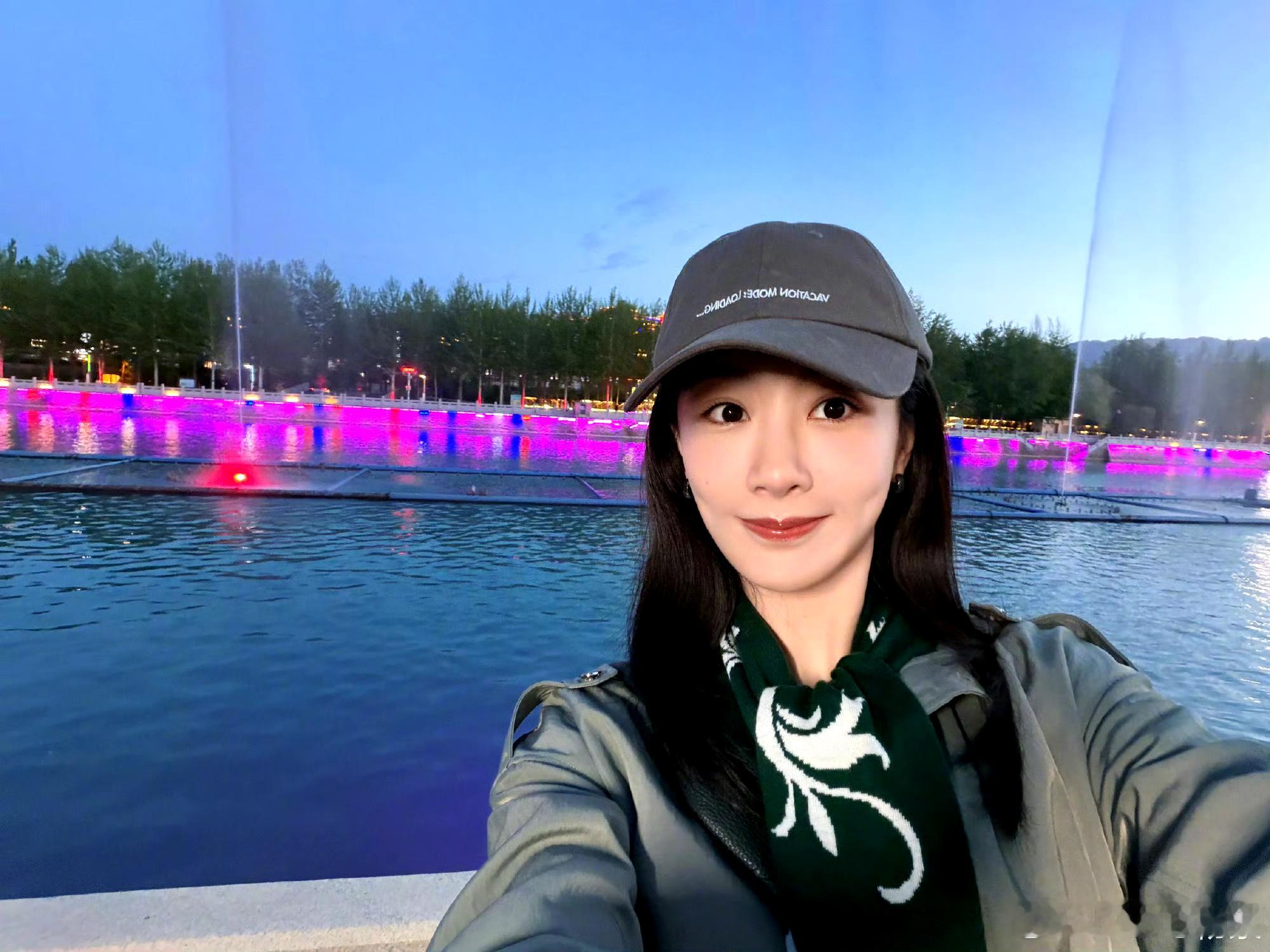 杨紫新晋vlog博主vlog赛道新人杨紫前来报道 谁能想到杨紫居然进军vlog圈