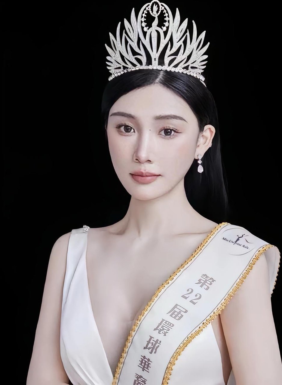 #杨子半夜打视频的人是李隽子##杨子给李隽子半夜打视频##黄圣依脖子纹身#原来杨