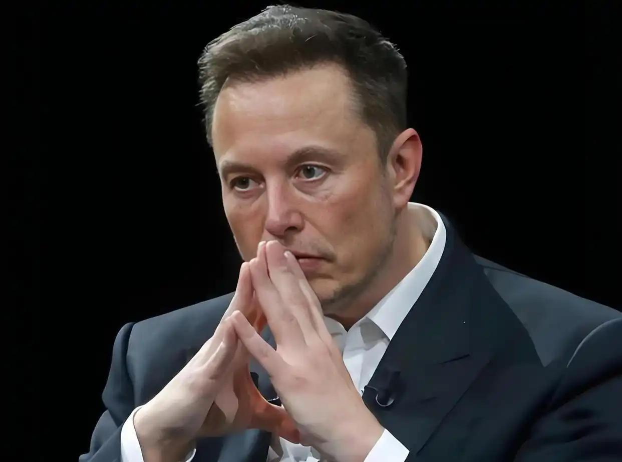 马斯克简直是个十足的赌徒，为了SpaceX的IPO下的三个赌注。一、在火星建立人