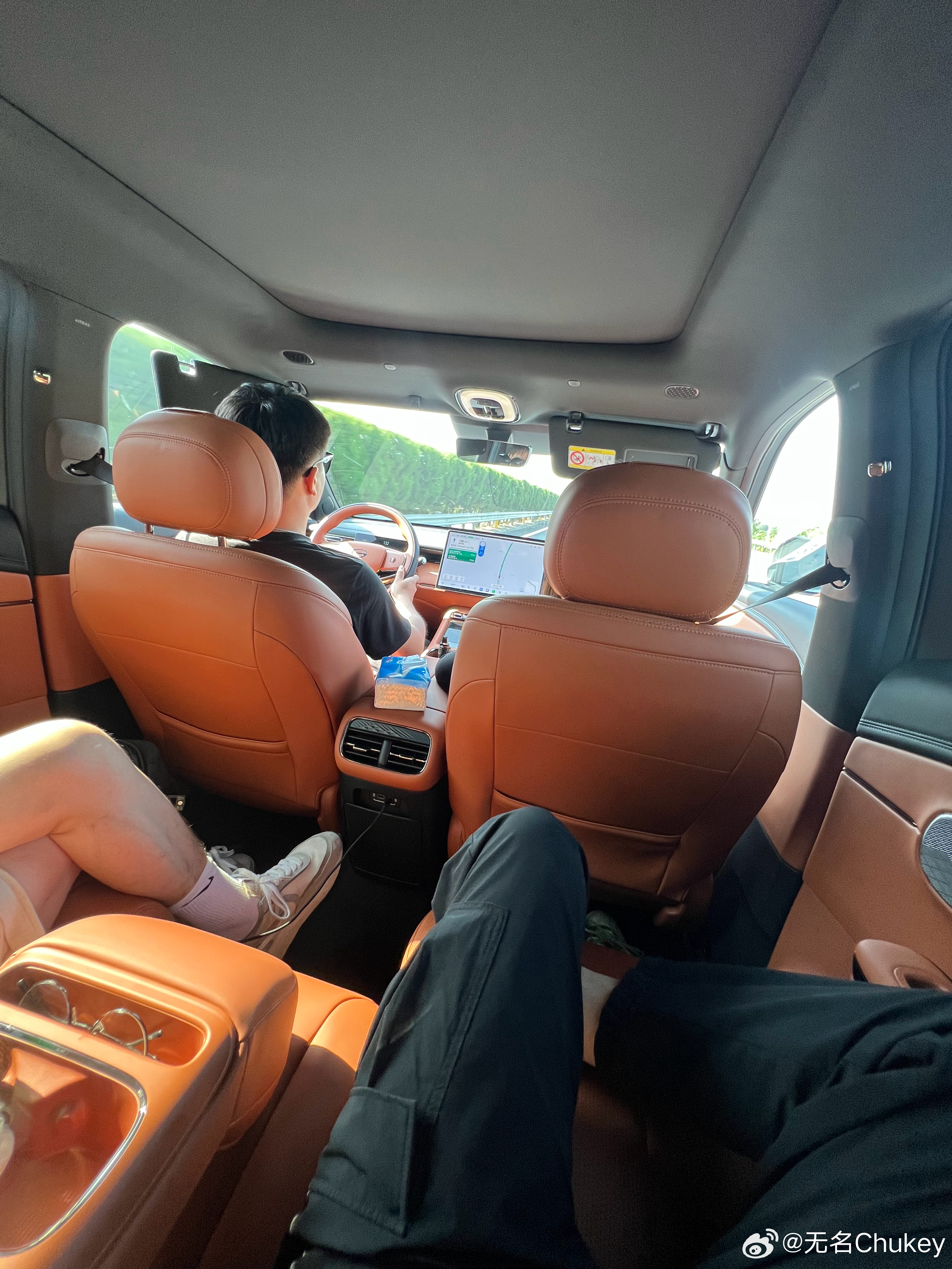 27款传祺向阳S7 PHEV上市了，今天坐的是双补后12.98万的入门车型，这入
