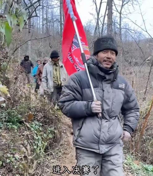 不是，这荒野求生决赛是来度假的吧？
给的装备也太全了，
看官方发的都是啥，菜种子