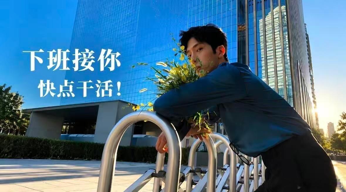 栾念宣布专家vs黄子韬宣布成团 一开始完全想不到两者能联系到一起，看完对比直接笑