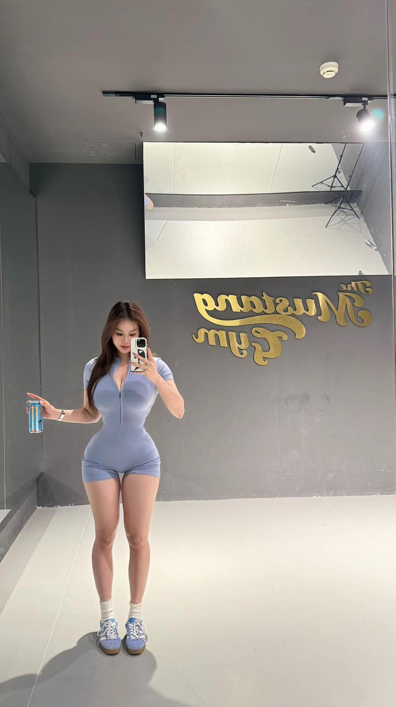 160/118 抱不起来的话你还得练。健身微胖 健身穿搭 毫无训练痕迹