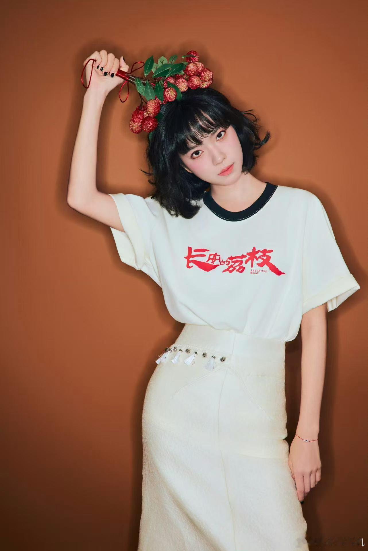 张子枫庄达菲提名百花奖最佳女主一路走来张子枫不断突破自我，跳出舒适圈尝试不同题材