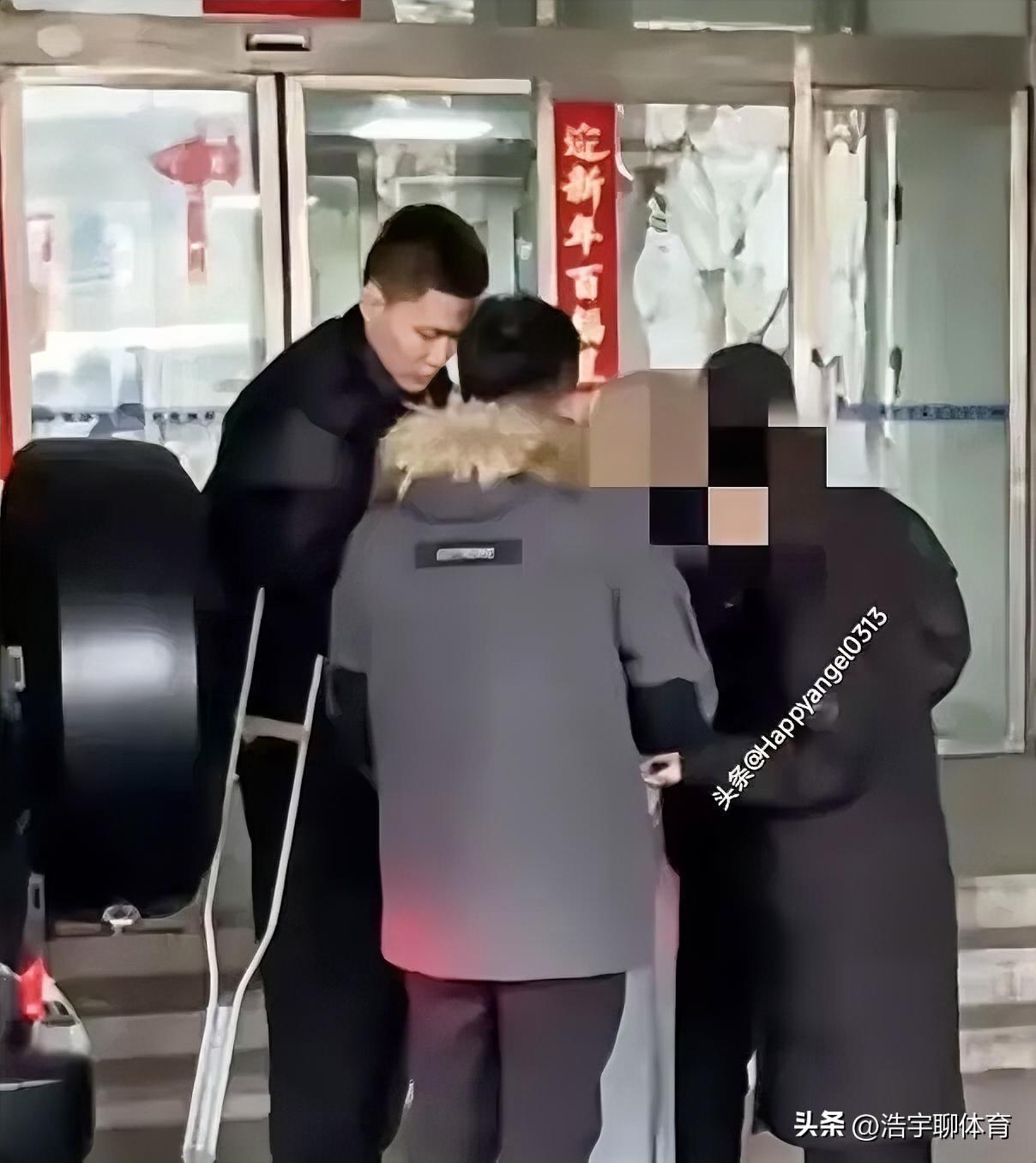 辽篮内部教学赛双杀北控队，吴昌泽受伤恐赛季报销，小将赵森表现亮眼，哈维出战布罗金