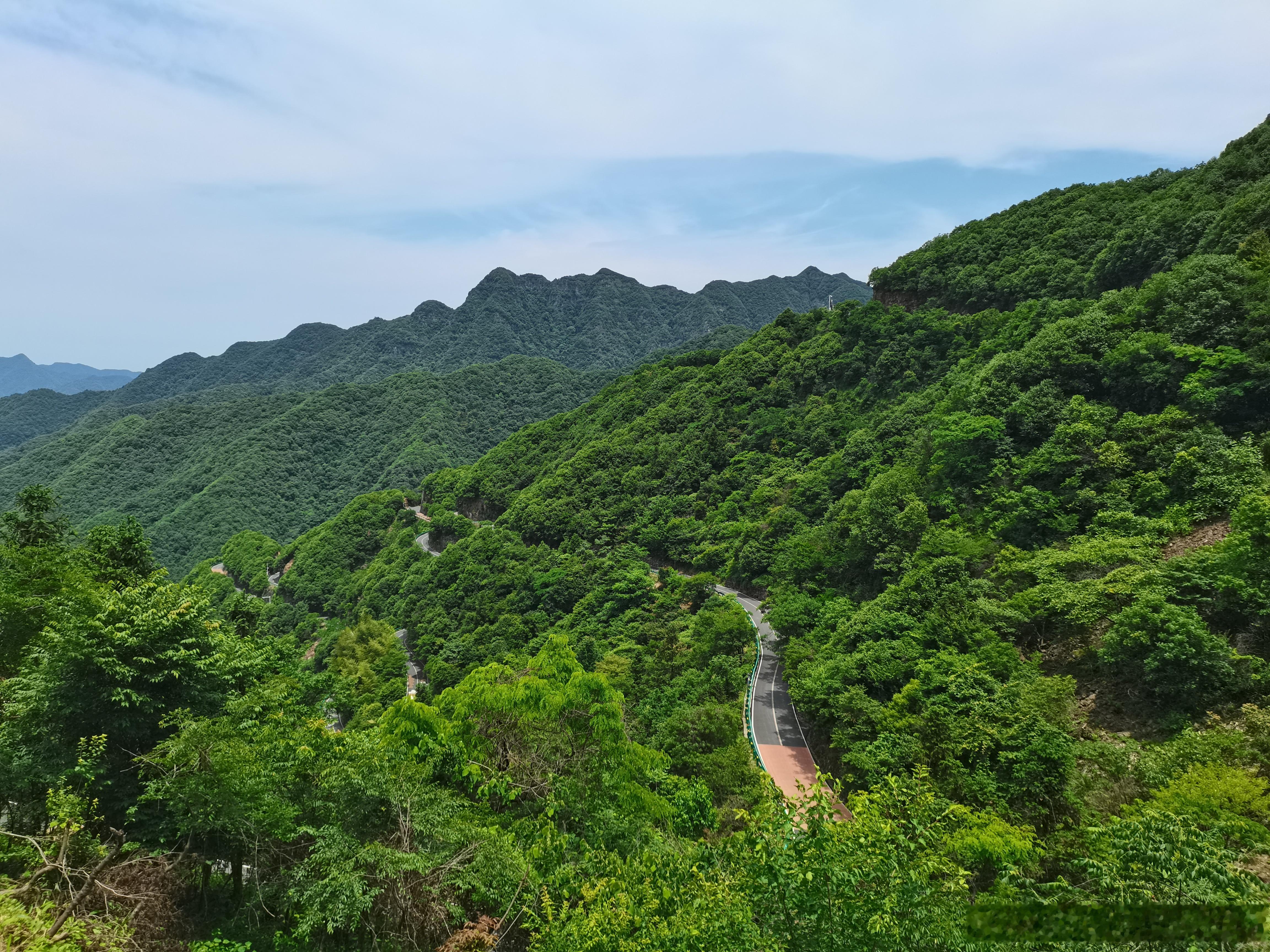 生活手记读书陆游的诗词选（一五三）感皇恩 小阁倚秋空， 下临江渚。 漠漠孤云未成