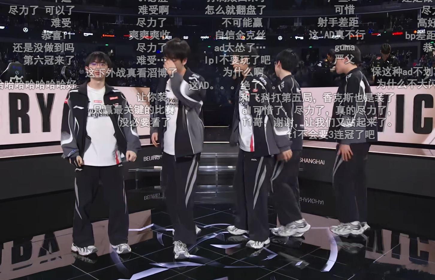 很多人说AL换ad，但AL组阵容的时候ad也没太好选择，当时哥哥elk和gala