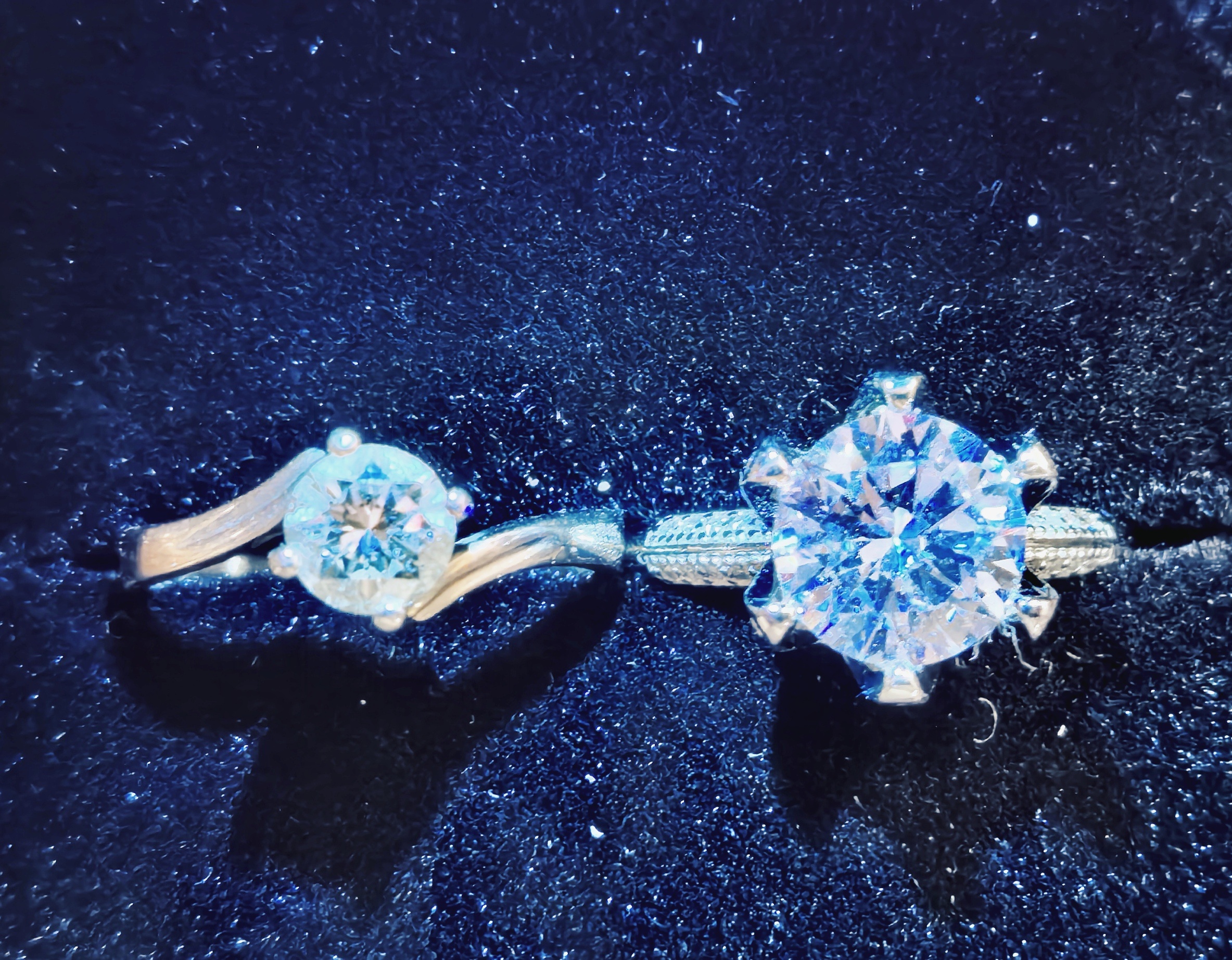 作为一个中国人，我认为是很幸福的，冬天有朋友给我寄了些家乡的香肠、腊鹅，又有朋友