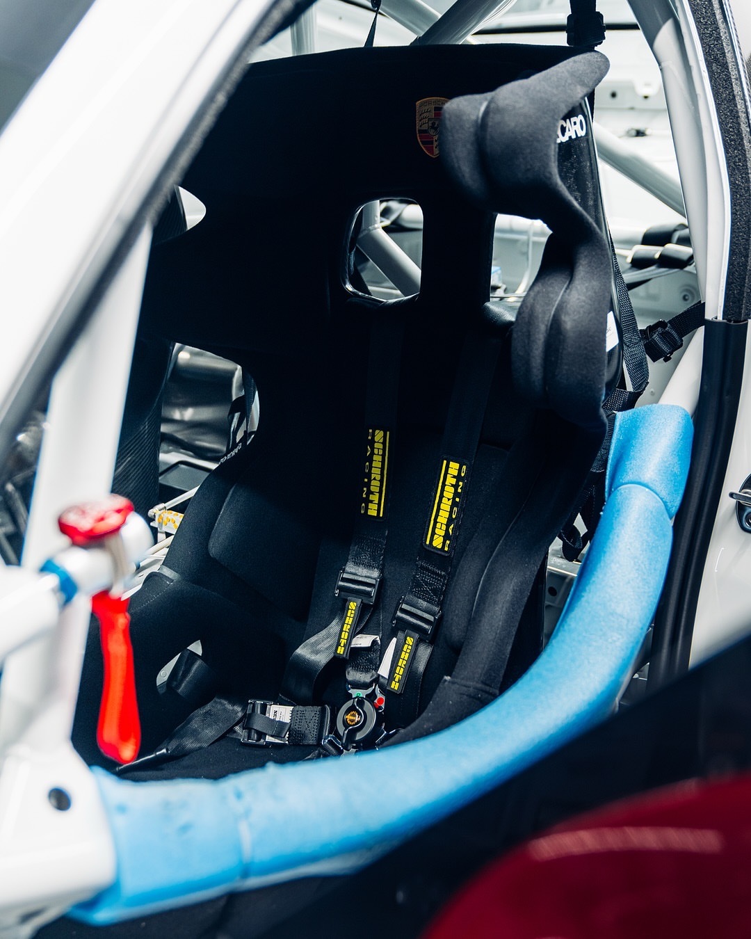 这款保时捷有史以来最具竞争力的赛道工具之一：强大的911 GT2 RS Club