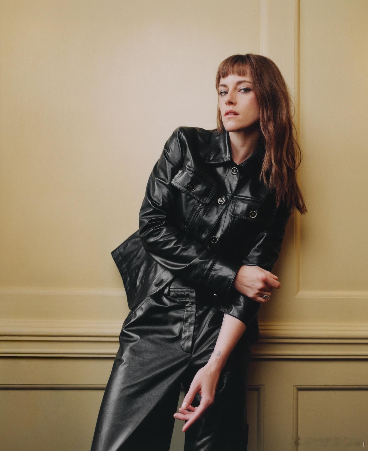 Kristen Stewart克里斯汀斯图尔特之前为《Telegraph Lux